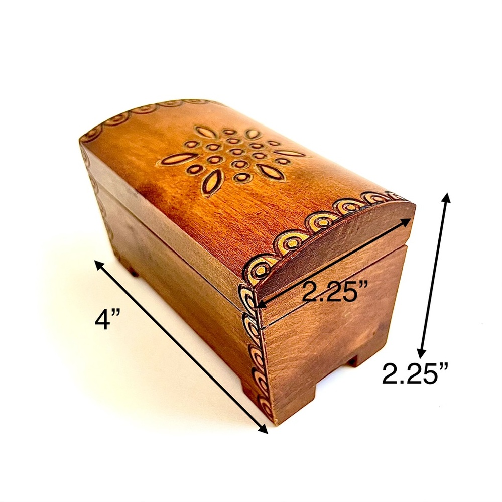 Vintage Hand-Carved Wooden Treasure Chest Trinket Jewelry Box 4” - Picture 8 of 9